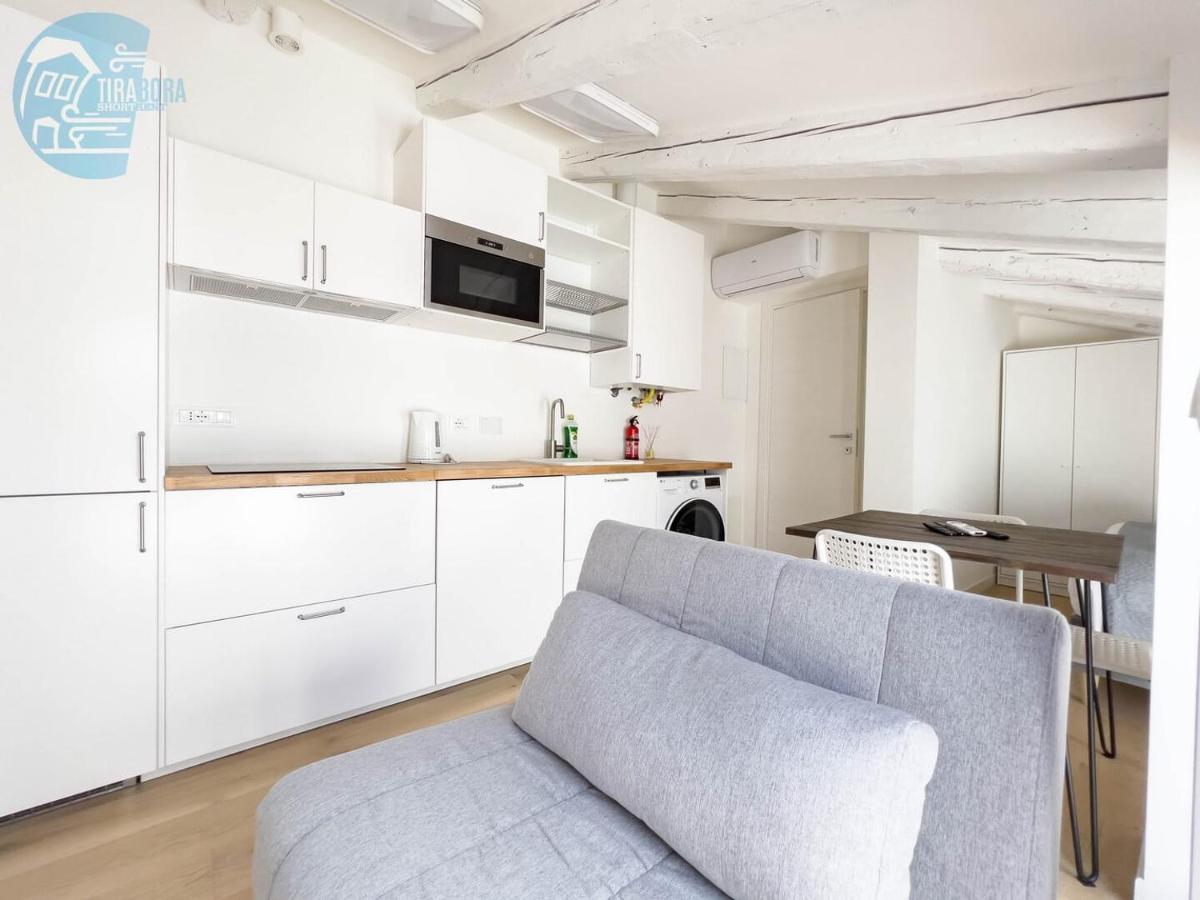 Corridoni 4c Tirabora Short Rent