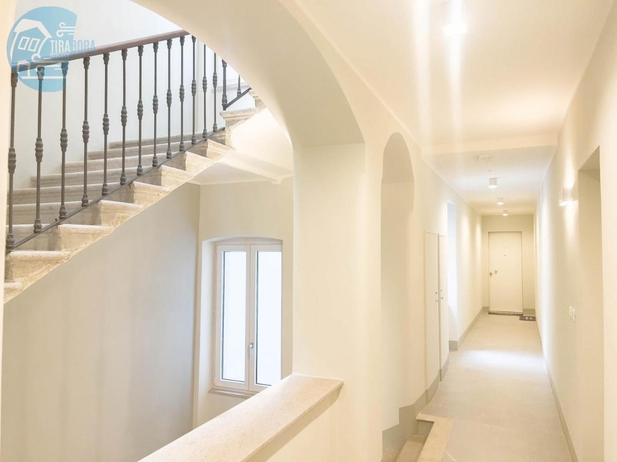 Corridoni 4c Tirabora Short Rent Triest